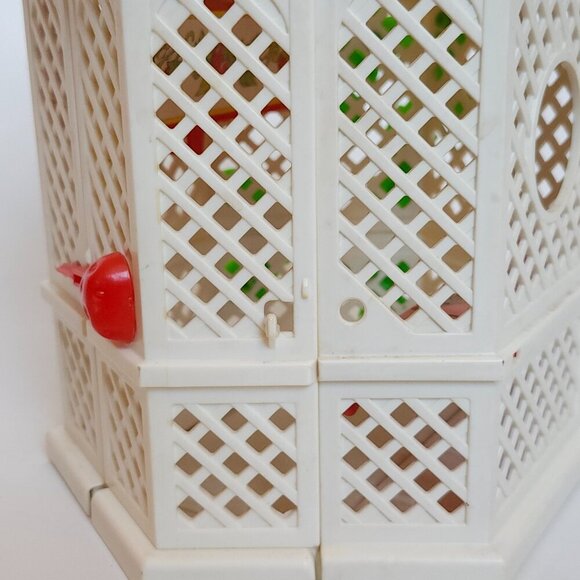 ADORABLE Vintage Strawberry Shortcake Gazebo American Greetings 1981 - Picture 6 of 15